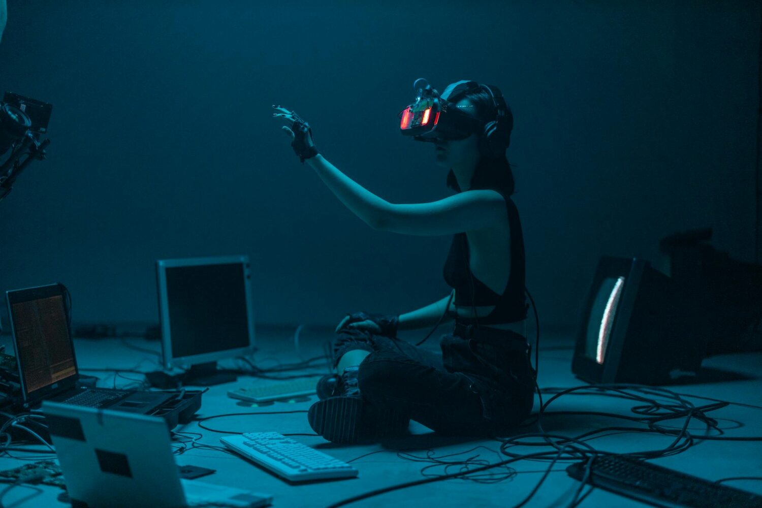 Top AI GF Apps in 2025: The Best AI Girlfriend Experiences You Can Try Today