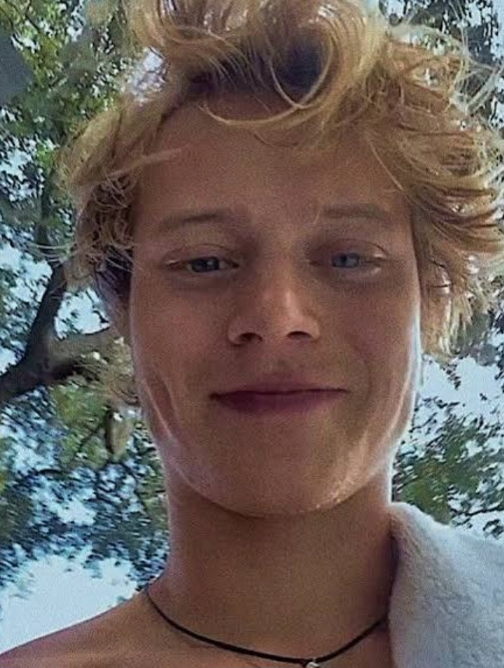 AI character on TalkieMate